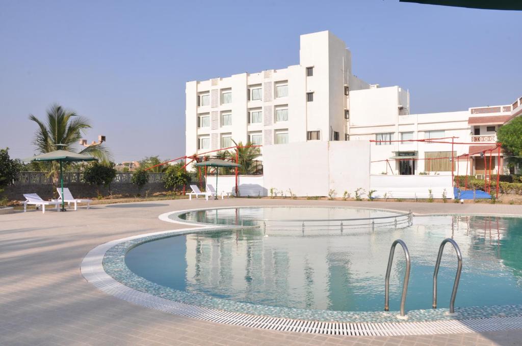 Exterior of Calabar Channel View Hotel